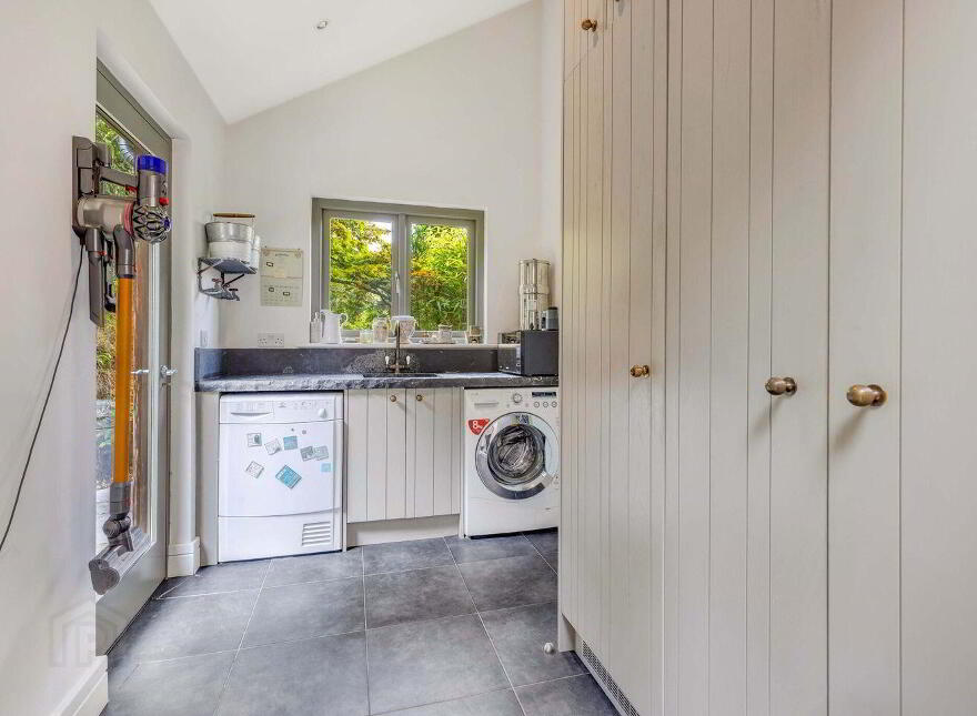 Rowan Lodge, Kilcashel, Avoca, Y14RR24
