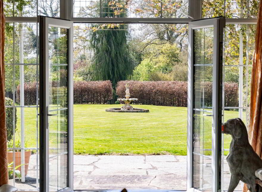 Arlonstown House, On Approx, 3.94 Hec (9, 75 Acres), Swainstown, Kilmessan, C15XY26