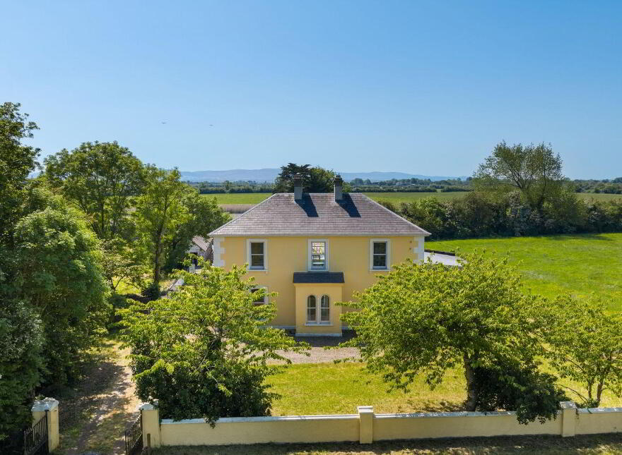 Ballynamuddagh House & Farm, Approx, 62.9 Ha (155, 4 Acres), Dromin, Dromin, V35KW95