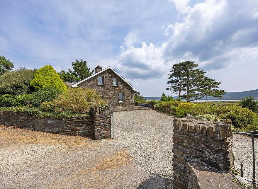 Whispering Pines, Reenacappul, Ahakista, Ahakista, P75NH21