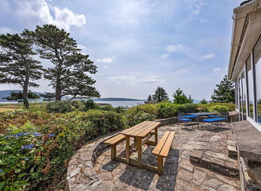 Whispering Pines, Reenacappul, Ahakista, Ahakista, P75NH21