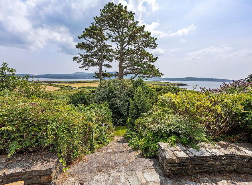 Whispering Pines, Reenacappul, Ahakista, Ahakista, P75NH21