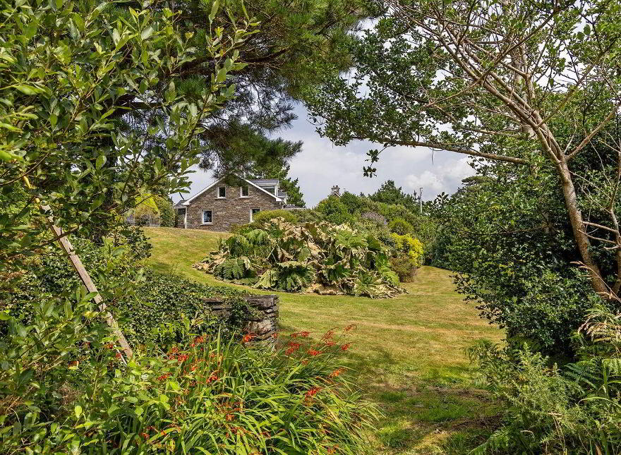 Whispering Pines, Reenacappul, Ahakista, Ahakista, P75NH21