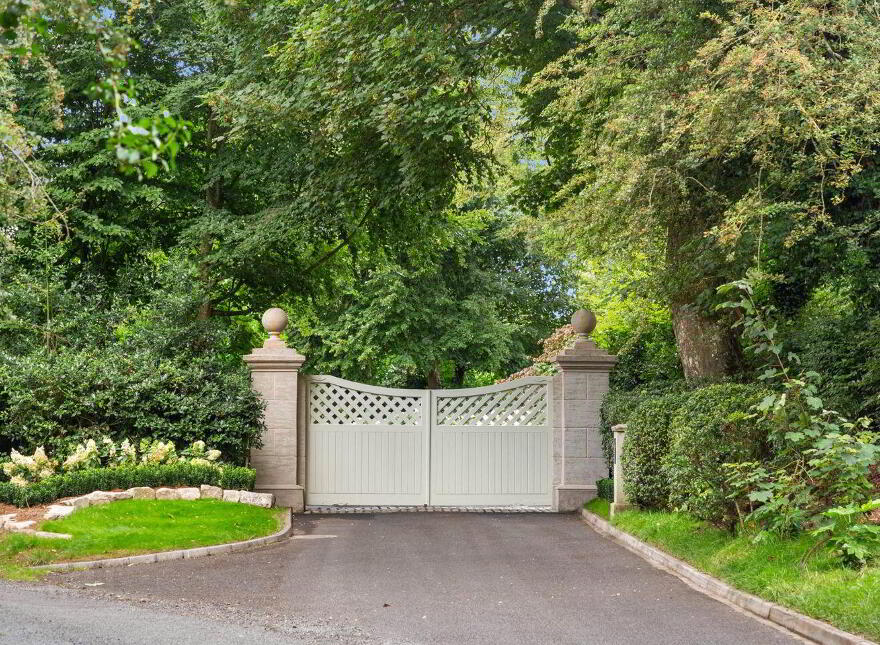 Swordlestown Lodge, Punchestown, Punchestown, W91R2VW