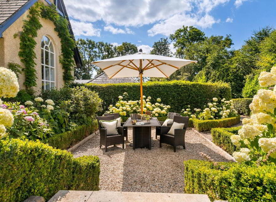 Swordlestown Lodge, Punchestown, Punchestown, W91R2VW