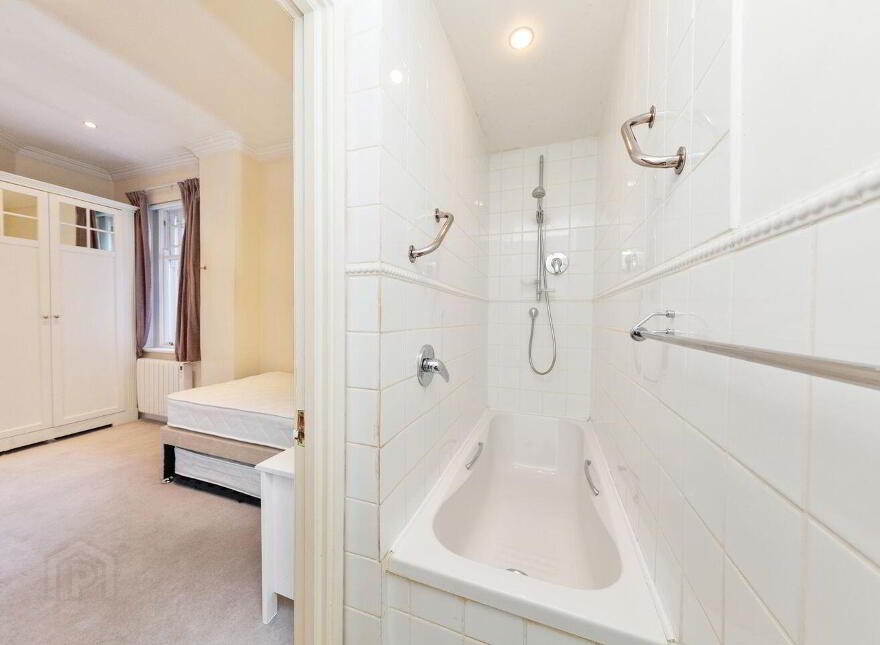 Apartment 12 Raglan Court, Raglan Road, Ballsbridge, Donnybrook, D04XW25