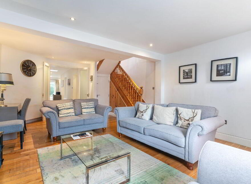 18 Albert Place East, Grand Canal Street, Dublin 2, D02AH61
