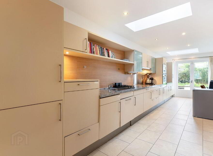18 Albert Place East, Grand Canal Street, Dublin 2, D02AH61