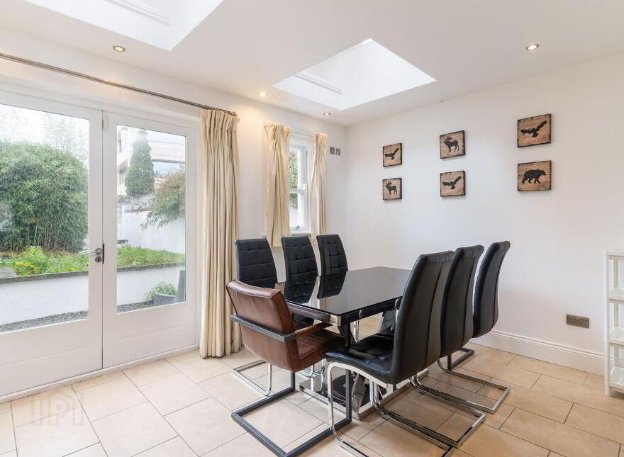 18 Albert Place East, Grand Canal Street, Dublin 2, D02AH61