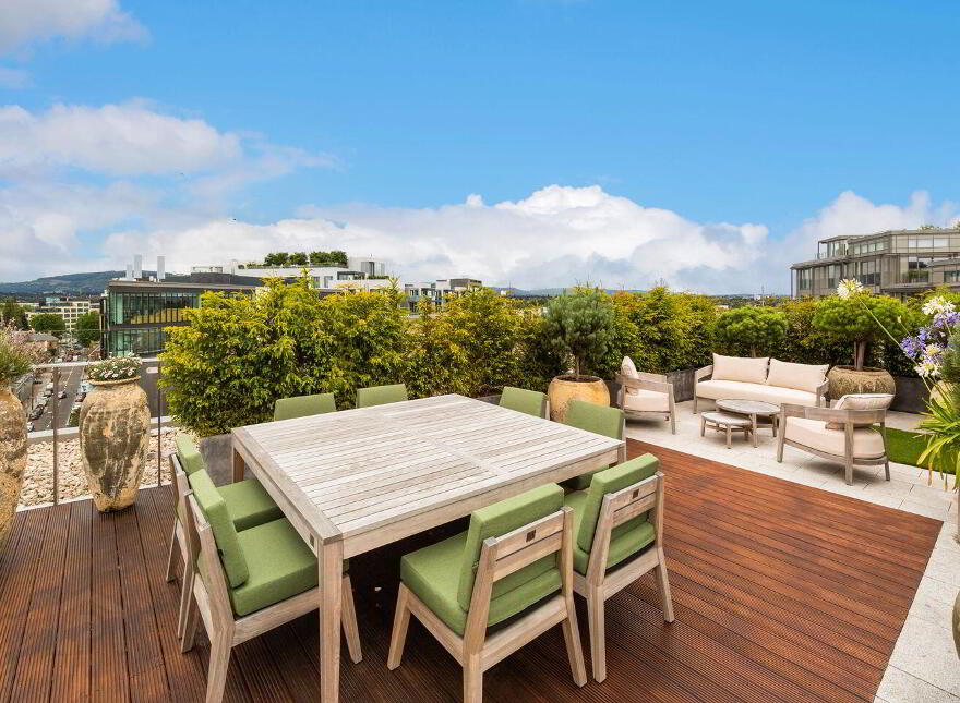 28 The Hutchins, Lansdowne Place, Ballsbridge, Ballsbridge, D04W4A8