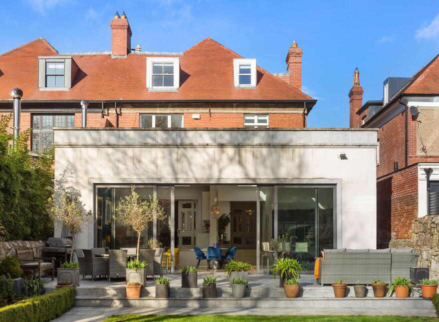 59 Ailesbury Road, Ballsbridge, Ballsbridge, D04A2W1