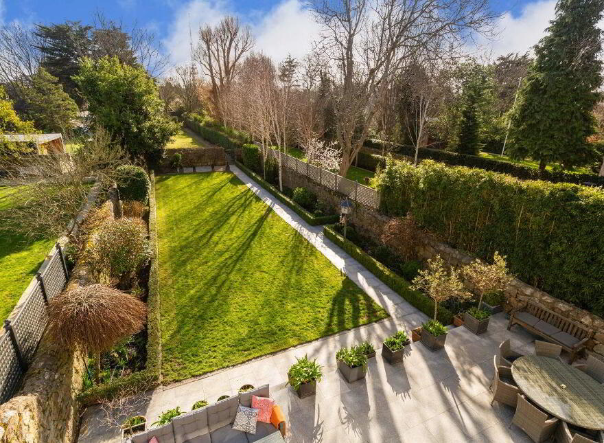59 Ailesbury Road, Ballsbridge, Ballsbridge, D04A2W1