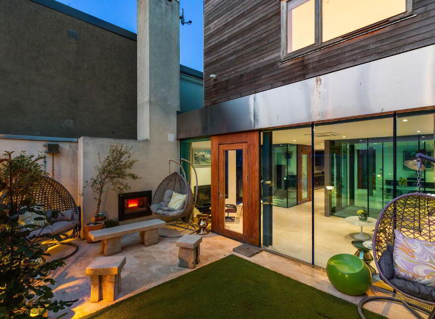 44 Raglan Lane, Ballsbridge, Ballsbridge, D04Y7Y3