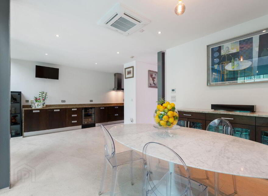 44 Raglan Lane, Ballsbridge, Ballsbridge, D04Y7Y3