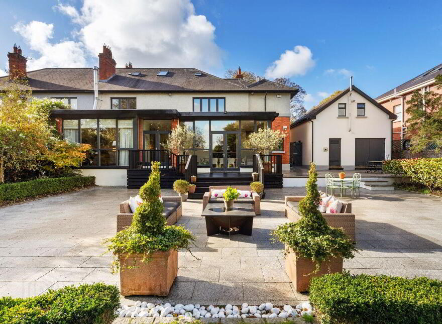 Merrion Lodge, 148 Merrion Road, Ballsbridge, Ballsbridge, D04K6P0