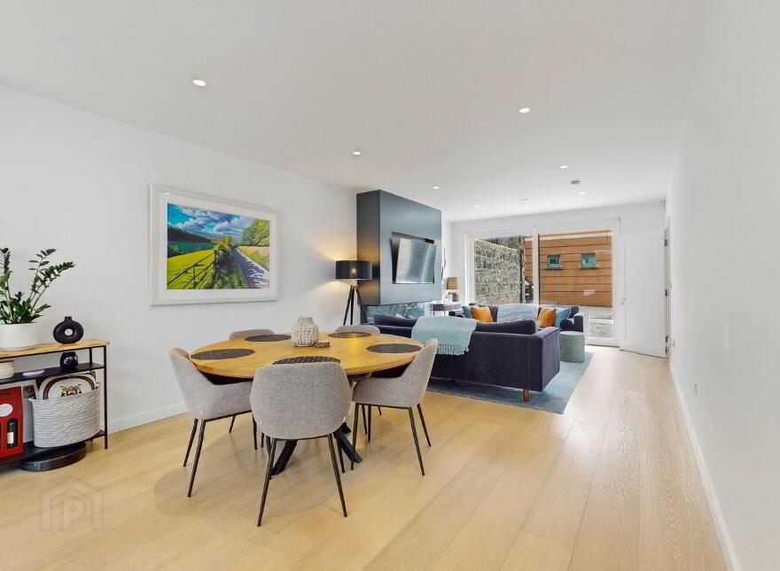 40 Leeson Place, Dublin 2, D02H3C1
