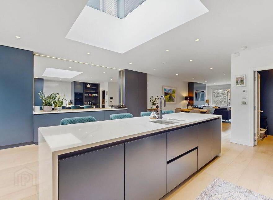 40 Leeson Place, Dublin 2, D02H3C1