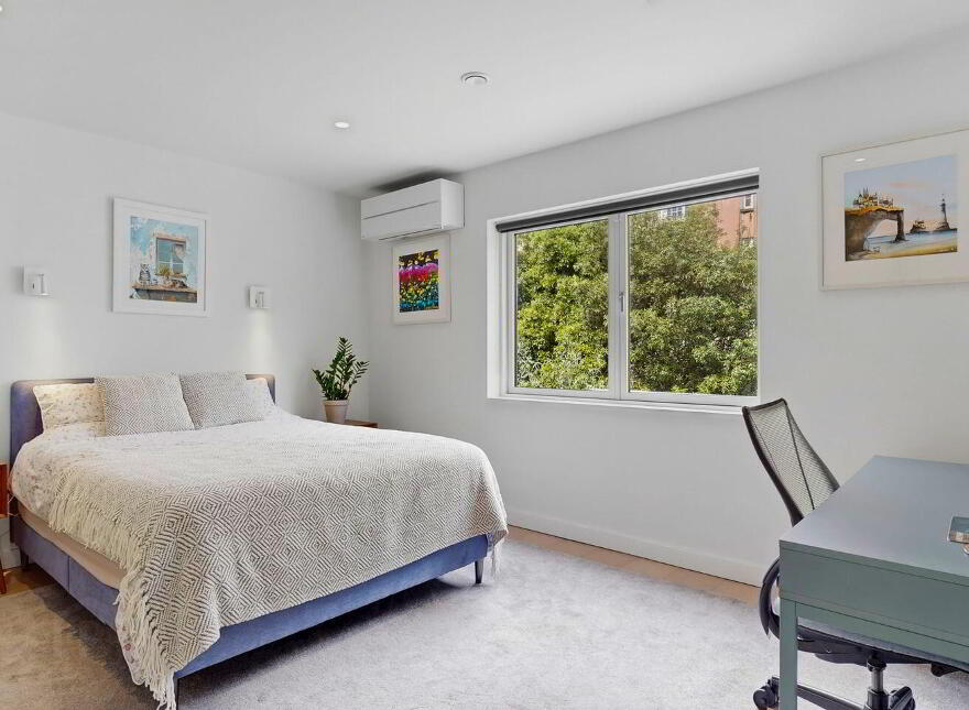 40 Leeson Place, Dublin 2, D02H3C1
