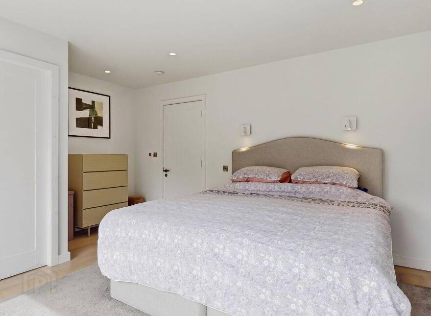 40 Leeson Place, Dublin 2, D02H3C1
