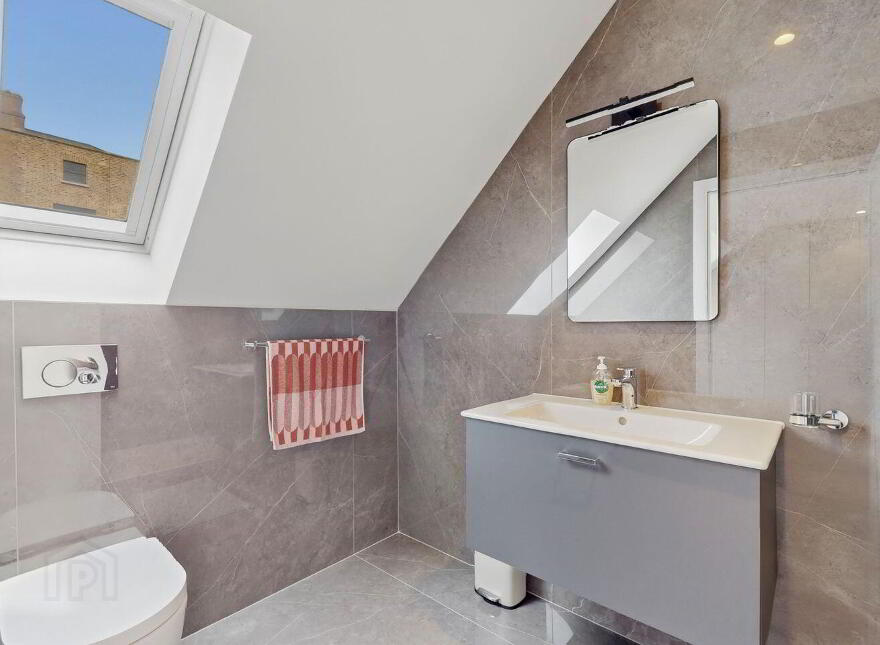 40 Leeson Place, Dublin 2, D02H3C1