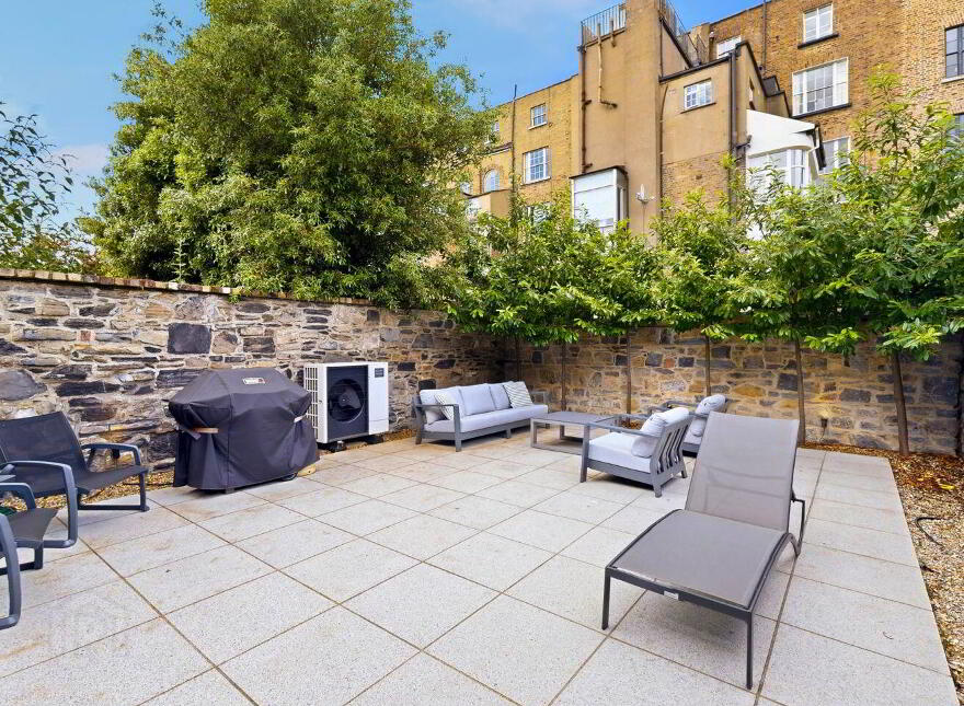 40 Leeson Place, Dublin 2, D02H3C1