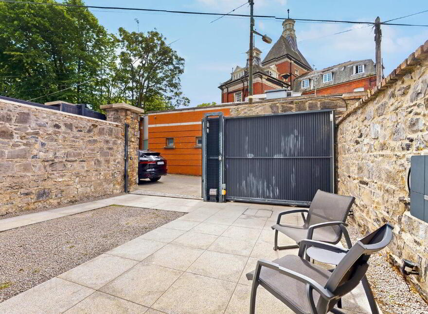 40 Leeson Place, Dublin 2, D02H3C1