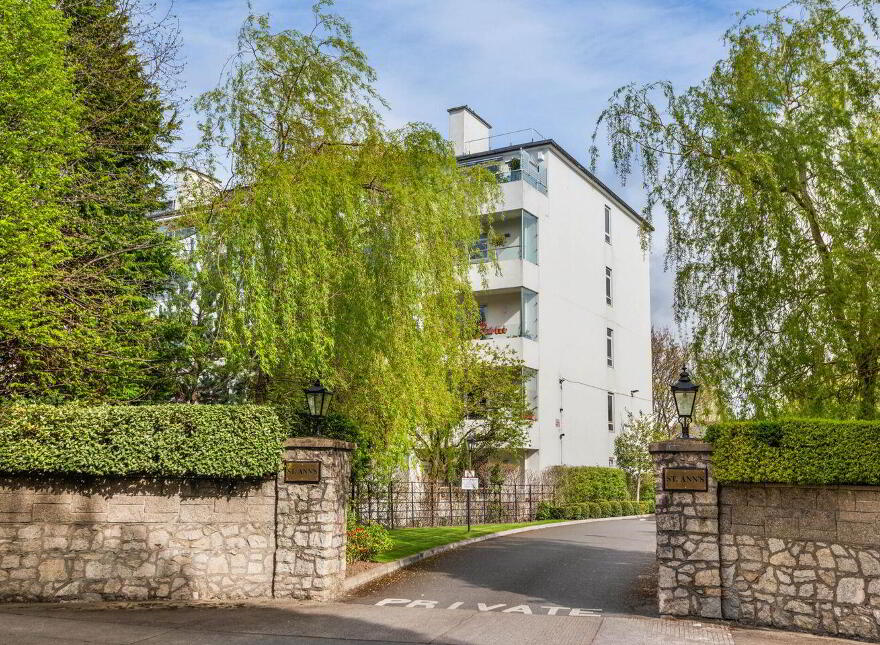 No, 1 St. Ann's Apartments, Ailesbury Road,, Ballsbridge, Ballsbridge, D04FP62