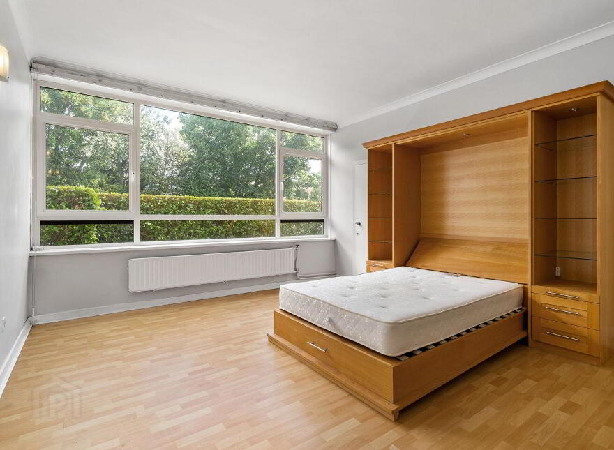 No, 1 St. Ann's Apartments, Ailesbury Road,, Ballsbridge, Ballsbridge, D04FP62