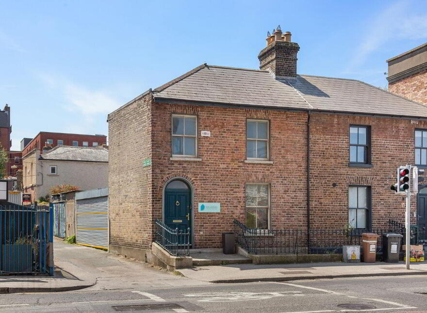 13 Lower Grand Canal Street, Dublin 2, D02T268