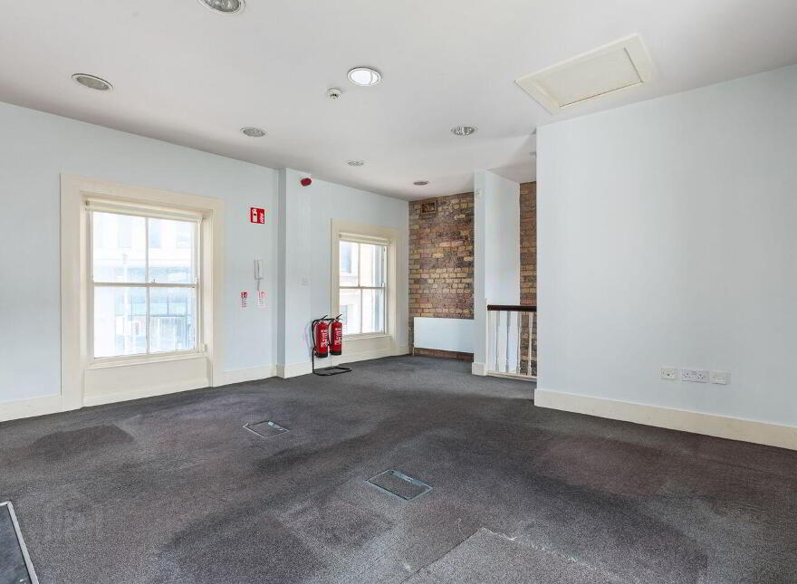 13 Lower Grand Canal Street, Dublin 2, D02T268