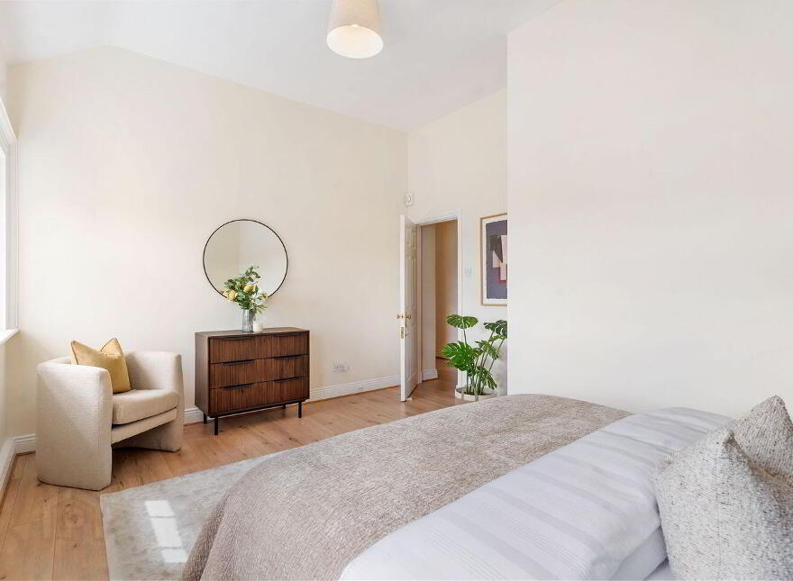 24 Dunloe Hall, 27 Merrion Street Upper, Dublin 2, D02EK51