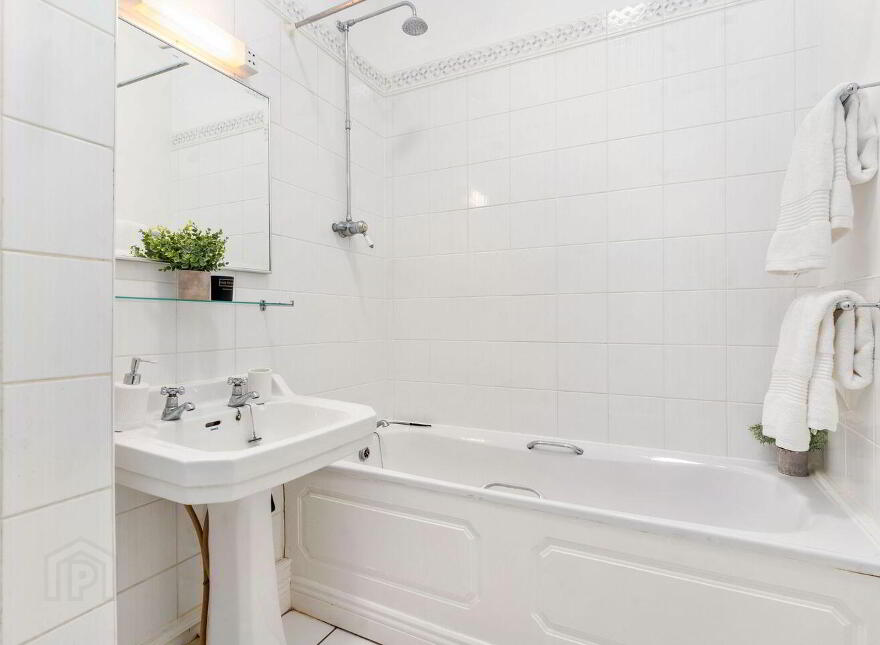 24 Dunloe Hall, 27 Merrion Street Upper, Dublin 2, D02EK51