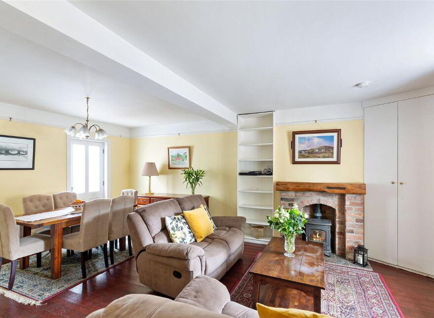 3 Emerald Cottages, Off Grand Canal Street, Dublin 4, D04Y3C9