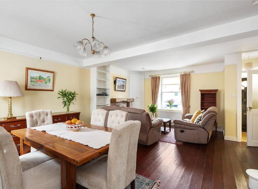 3 Emerald Cottages, Off Grand Canal Street, Dublin 4, D04Y3C9