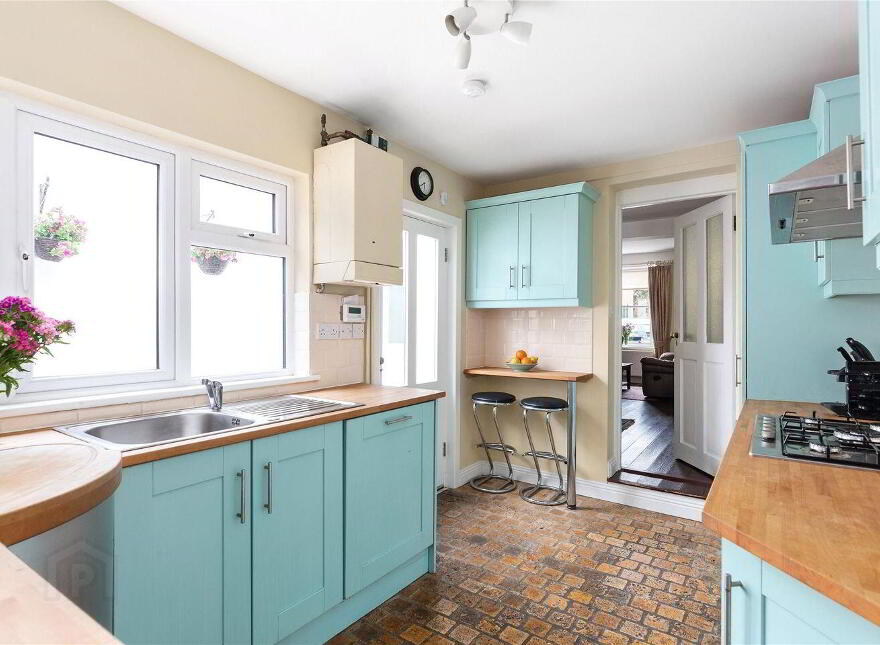 3 Emerald Cottages, Off Grand Canal Street, Dublin 4, D04Y3C9