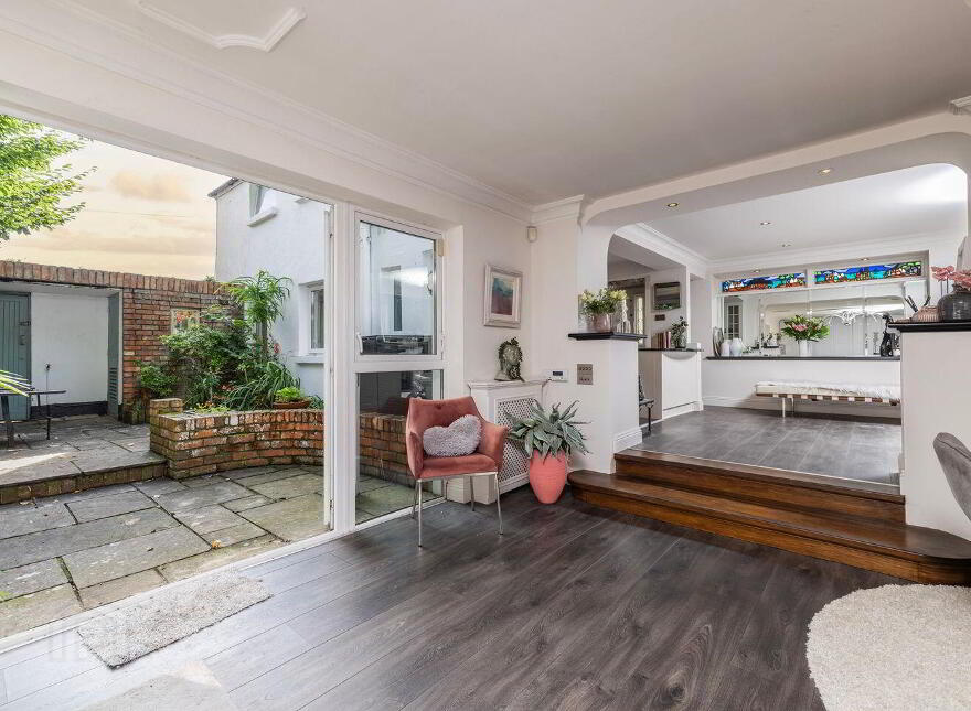 73 Pembroke Lane, Ballsbridge, Ballsbridge, D04K061