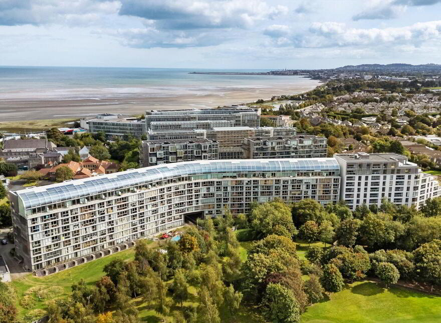 Penthouse, 177 The Links, Elmpark Green, Merrion Road, Dublin 4, D04FW21