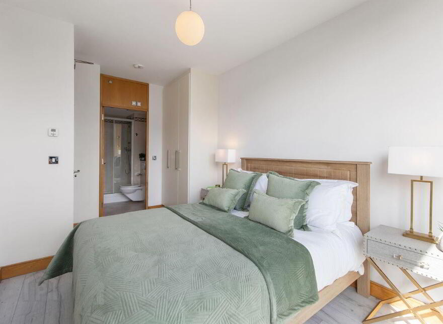 Penthouse, 177 The Links, Elmpark Green, Merrion Road, Dublin 4, D04FW21