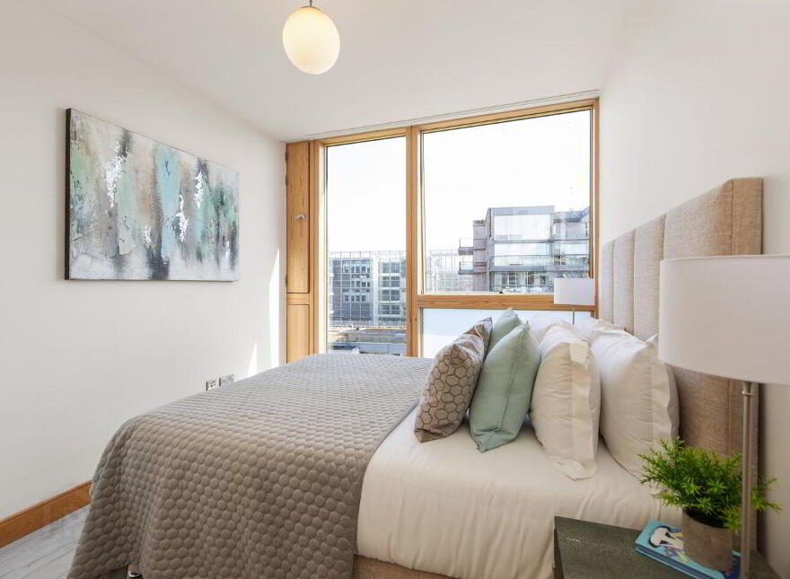 Penthouse, 177 The Links, Elmpark Green, Merrion Road, Dublin 4, D04FW21