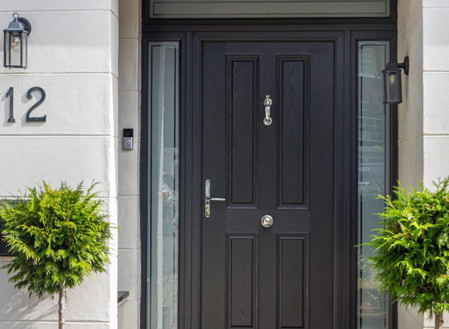 12 Eglinton Square, Dublin 4, D04A7K3