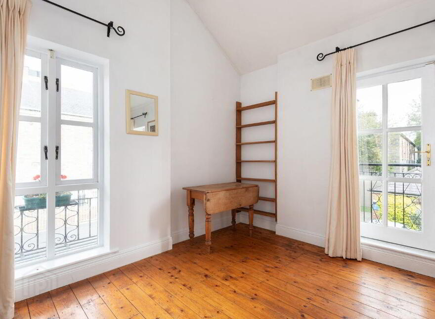 32 Haddington Square, Haddington Road, Ballsbridge, Ballsbridge, D04C2V3