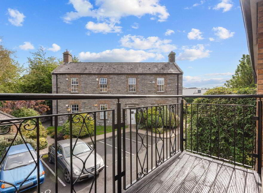 32 Haddington Square, Haddington Road, Ballsbridge, Ballsbridge, D04C2V3