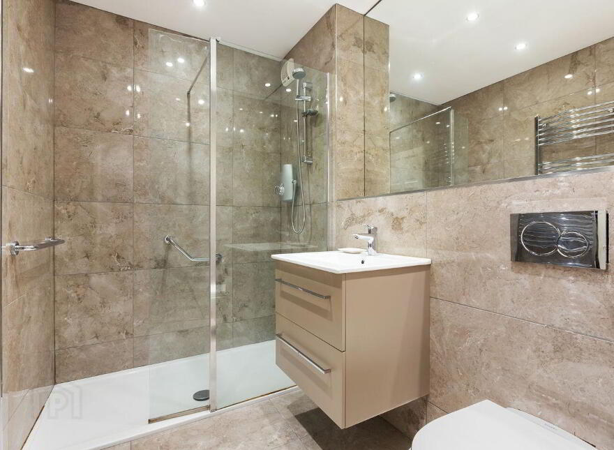 7 The Hedgerows, Foxrock, Foxrock, D18X8H2