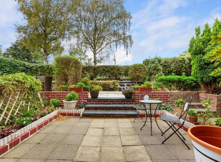 7 The Hedgerows, Foxrock, Foxrock, D18X8H2