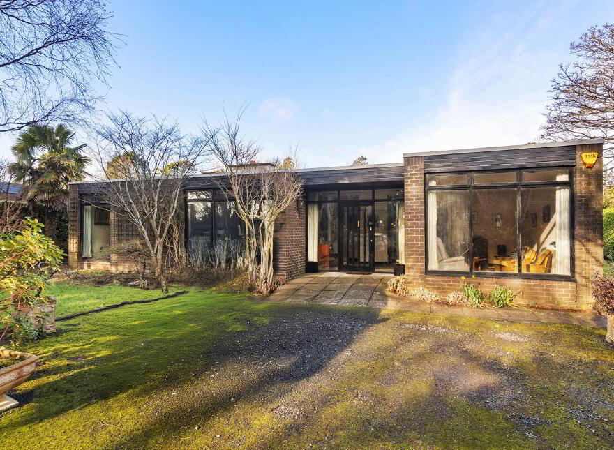 20 Kilteragh Pines, Foxrock, Foxrock, D18T6P6