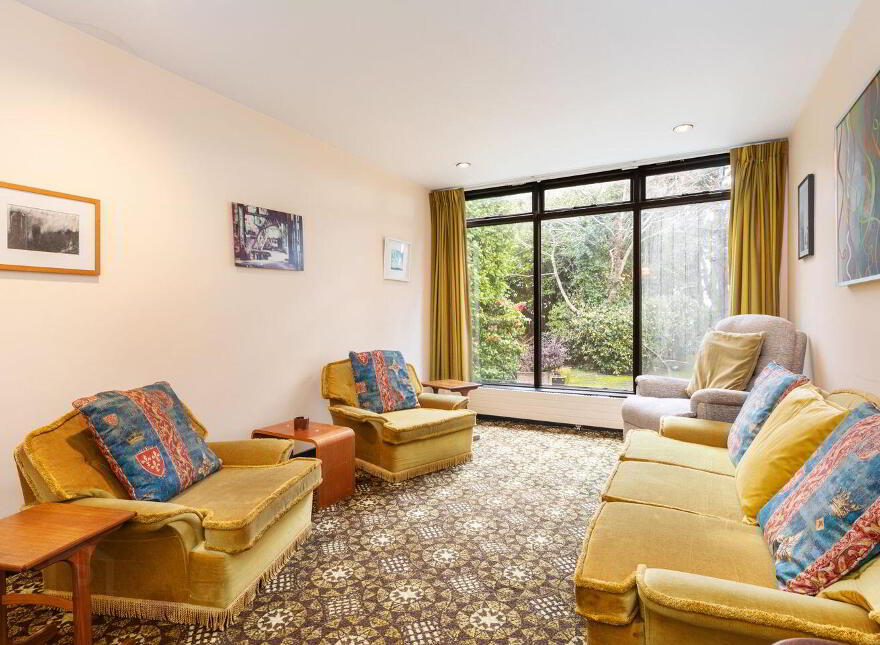 20 Kilteragh Pines, Foxrock, Foxrock, D18T6P6