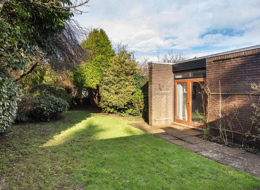 20 Kilteragh Pines, Foxrock, Foxrock, D18T6P6