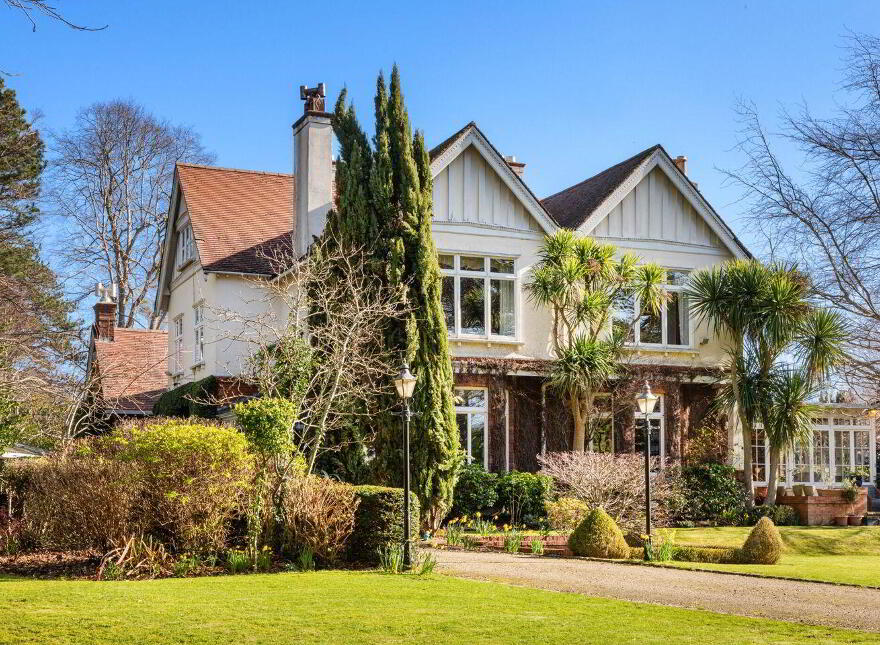 Craigholm, Brighton Road, Foxrock, Foxrock, D18H1F3