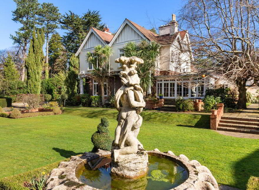 Craigholm, Brighton Road, Foxrock, Foxrock, D18H1F3