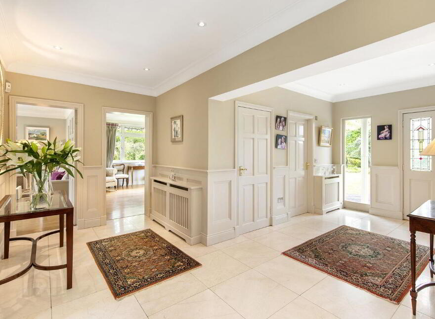 Castlemoyle, Leopardstown Road, Foxrock, Foxrock, D18K4H3